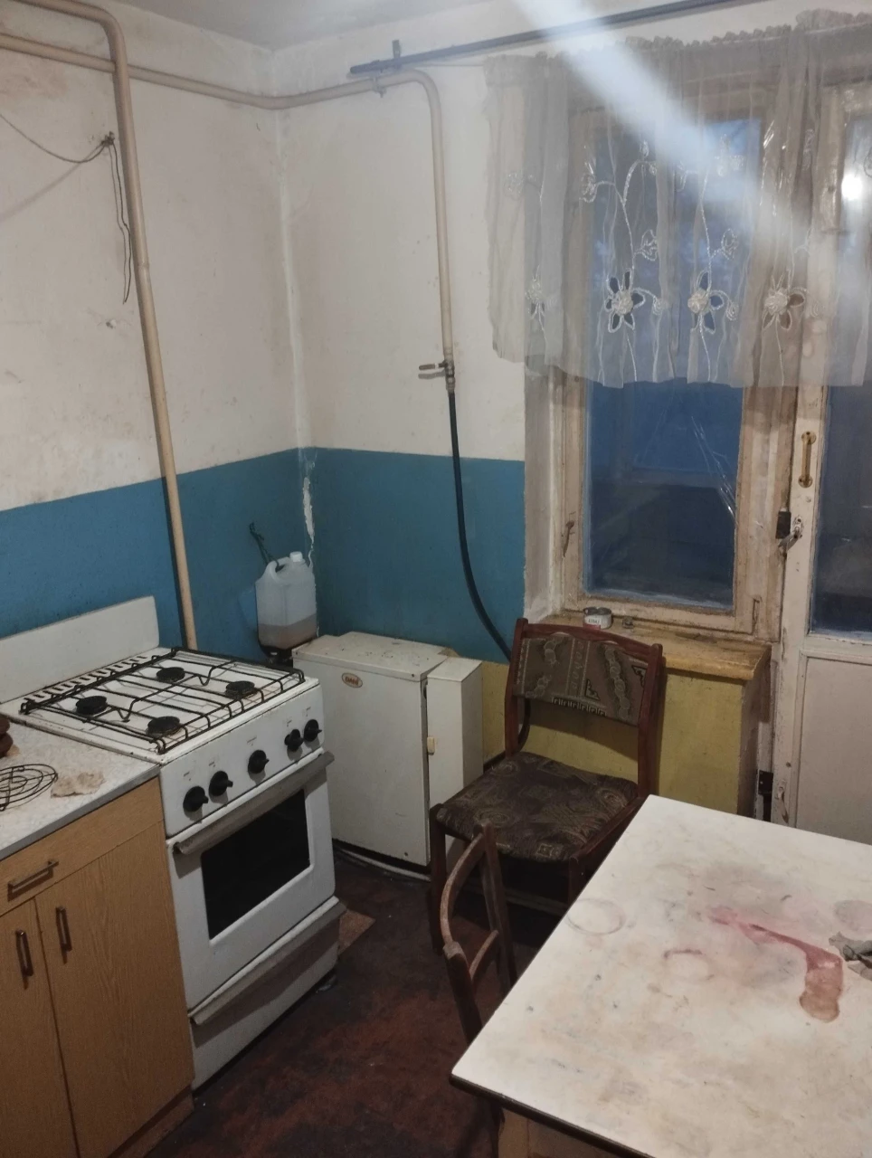 Продається однокімнатна квартира з індивідуальним опаленням.