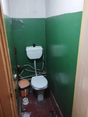 Продається однокімнатна квартира з індивідуальним опаленням.