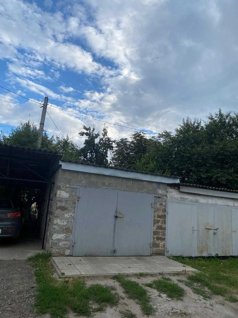 2-room apartment for sale with a garage. WITHOUT RENT!!