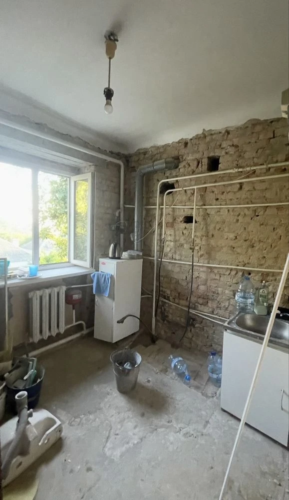 Apartment FOR SALE Center of the city! Brick house, 2 separate rooms
