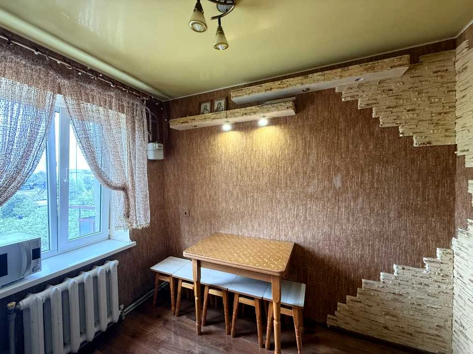 Apartment. Synevlivka, Promeneva