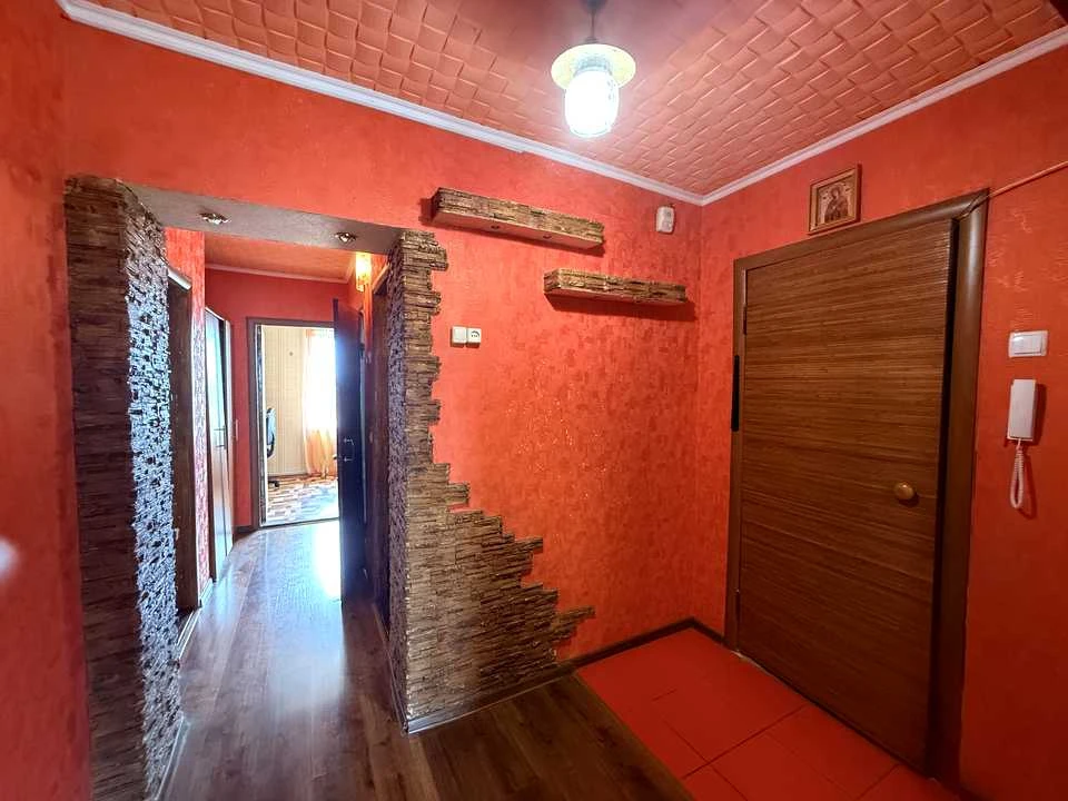 Apartment. Synevlivka, Promeneva