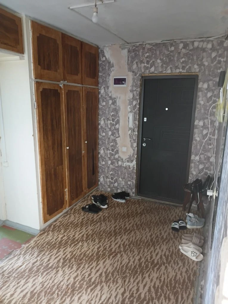 Продам квартиру ( не здается)