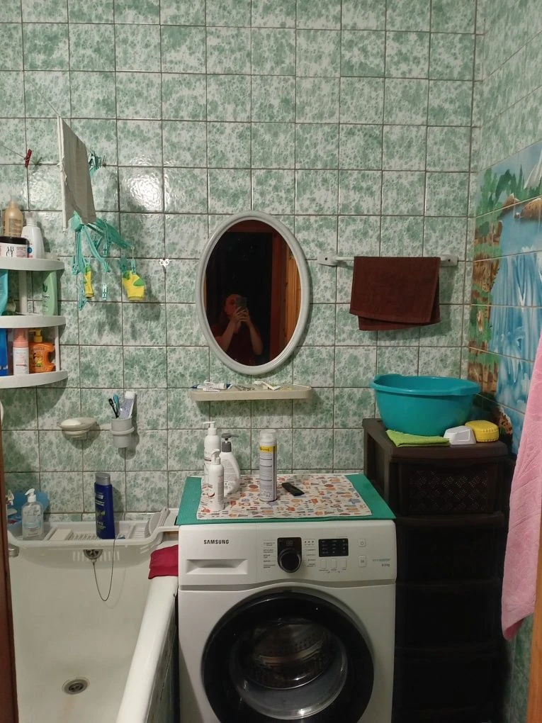 Продам 3х - кімнатну квартиру.