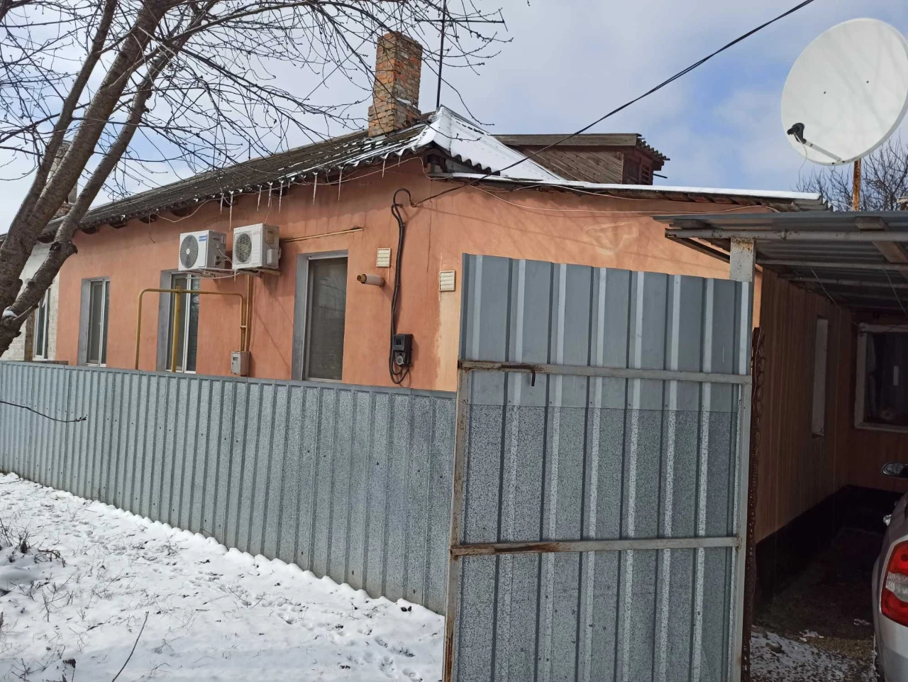 Квартира в частом секторе со своим двором, подвалом, сараем