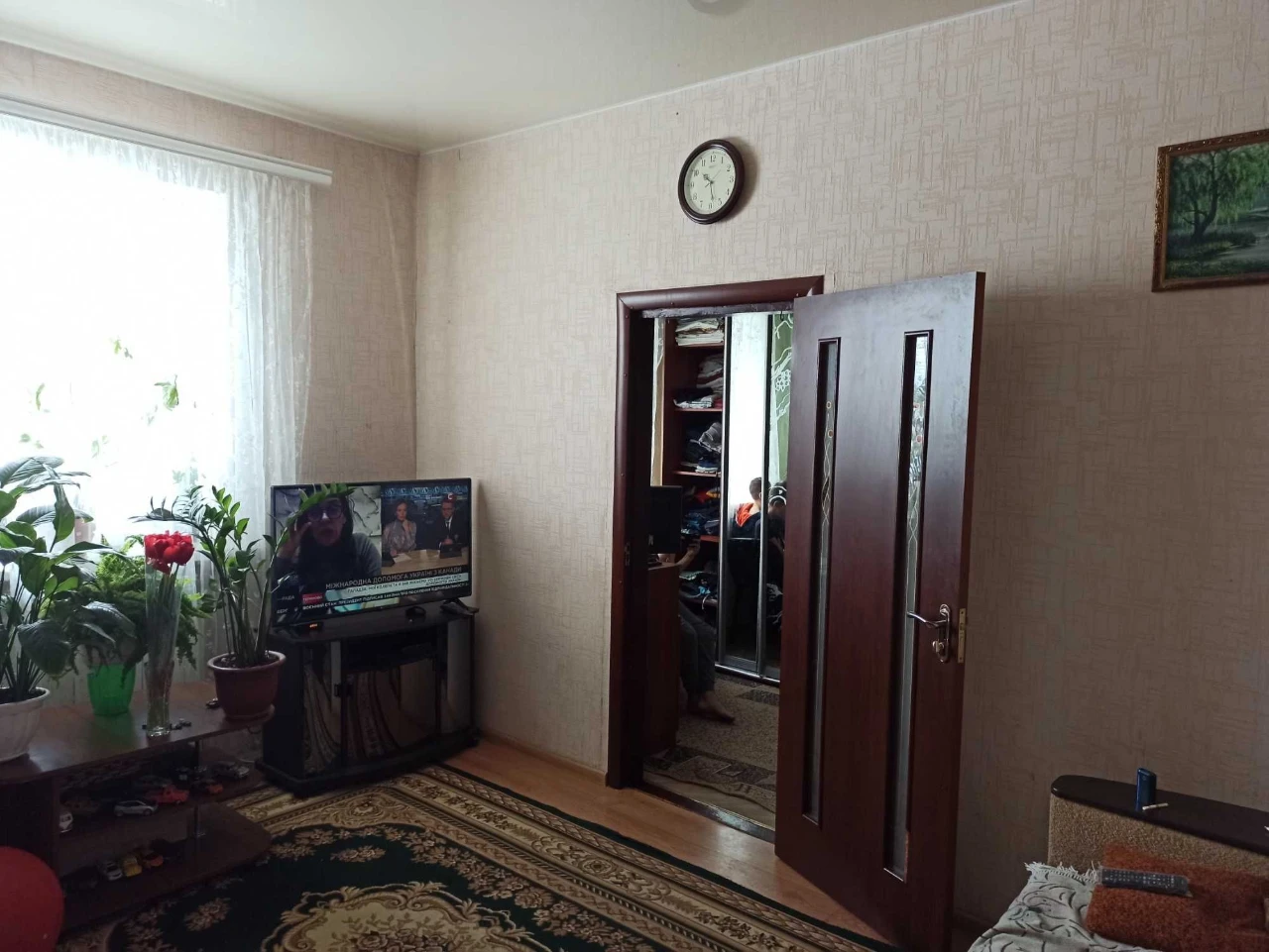 Квартира в частом секторе со своим двором, подвалом, сараем