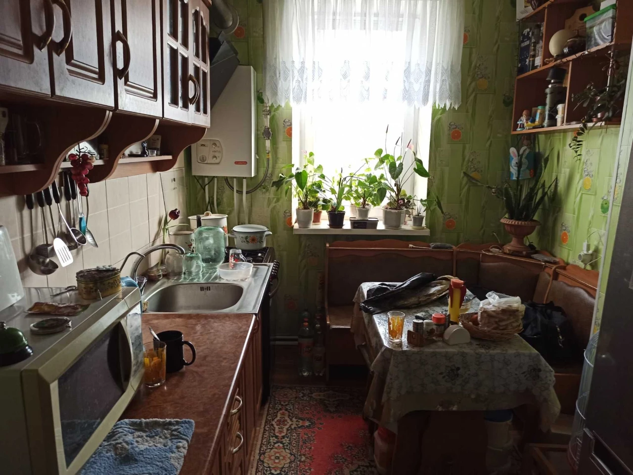 Квартира в частом секторе со своим двором, подвалом, сараем
