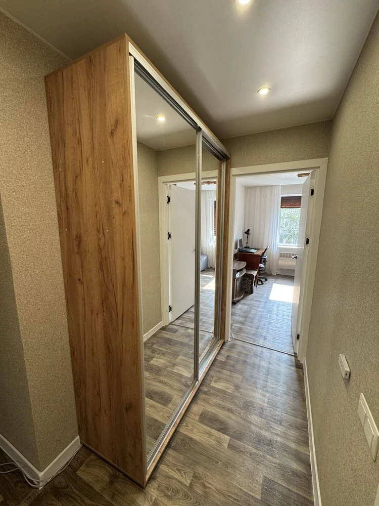 2-bedroom apartment for sale in the city of Synelnykove