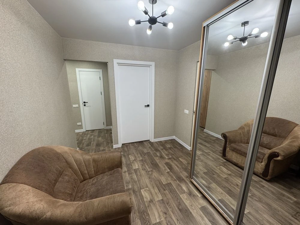 2-bedroom apartment for sale in the city of Synelnykove