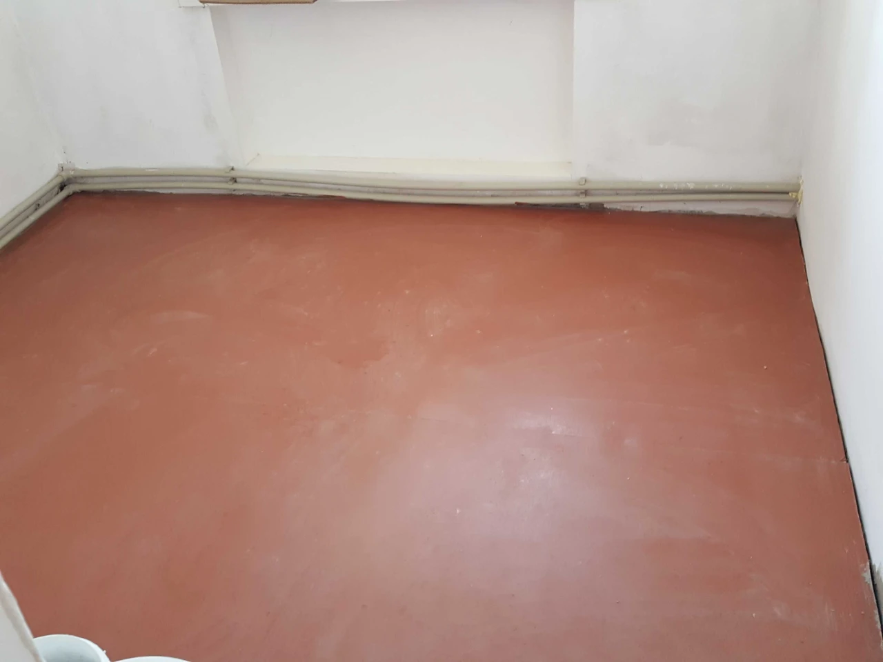 Продається 3-кімнатна квартира 43,5 м.кв на 1 поверсі 2-поверхового цеглистого