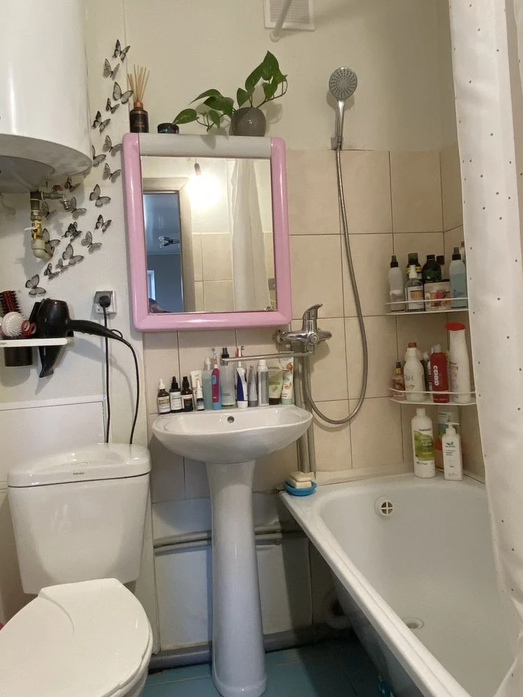Продается 1-комнатная квартира, 7 этаж, ул. Мира 12, г. Синельноко