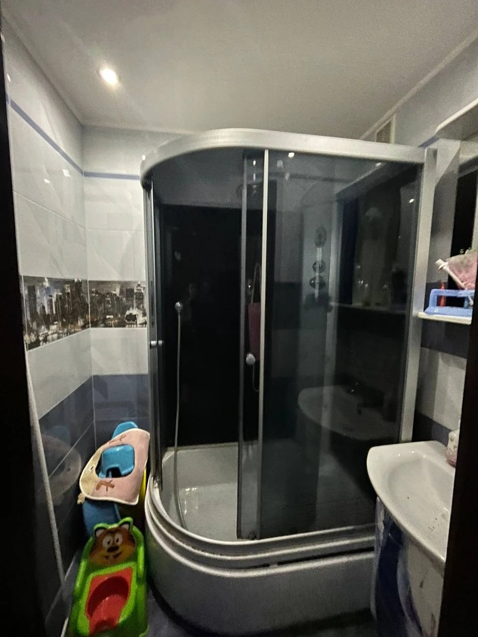 Продам 2-х  квартиру в Терновке по ул Никитина