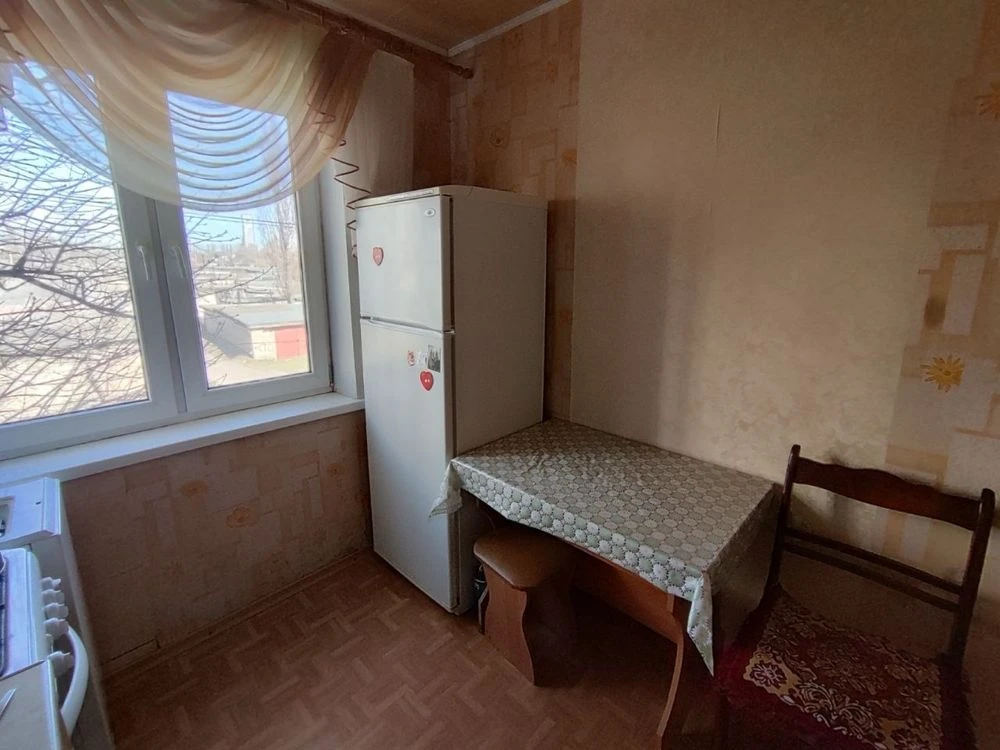 Продается 4-комнатная квартира в г. Терновка, ул. С. Маркова