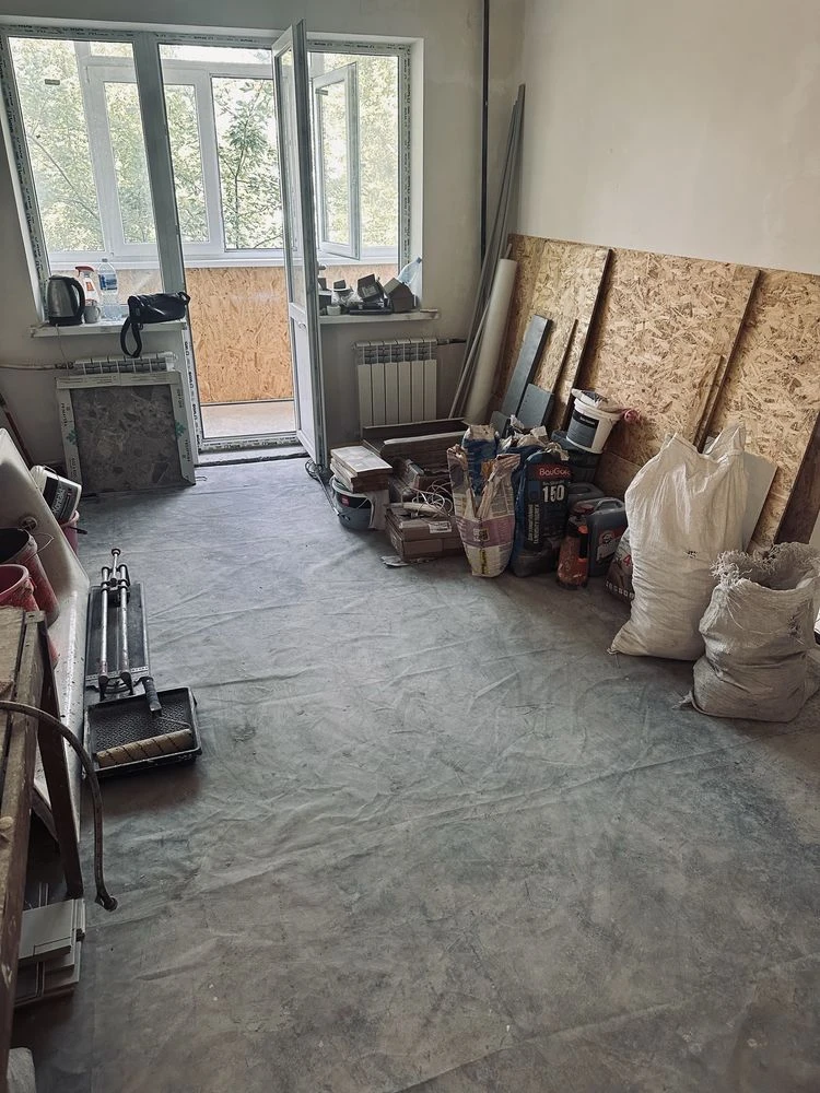 Срочно !! Продается 3-комнатная квартира по ул. Маяковского