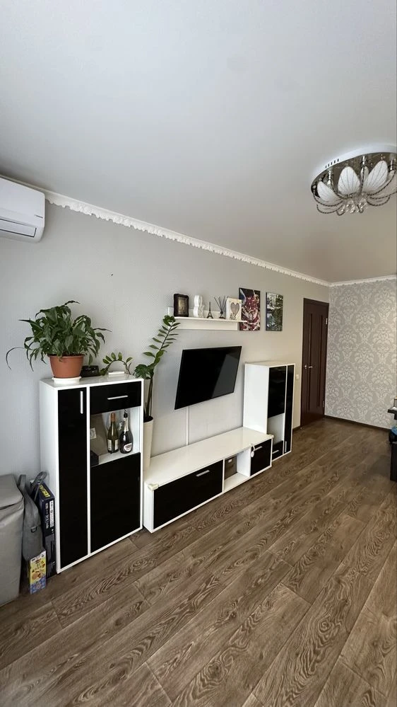 Продається двокімнатна квартира в Терновці