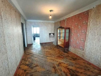 Apartment. Zaporizhzhia, Charivna St.
