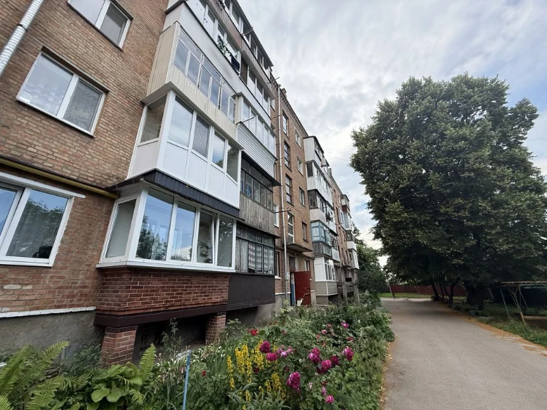 Selling 2-room apartment