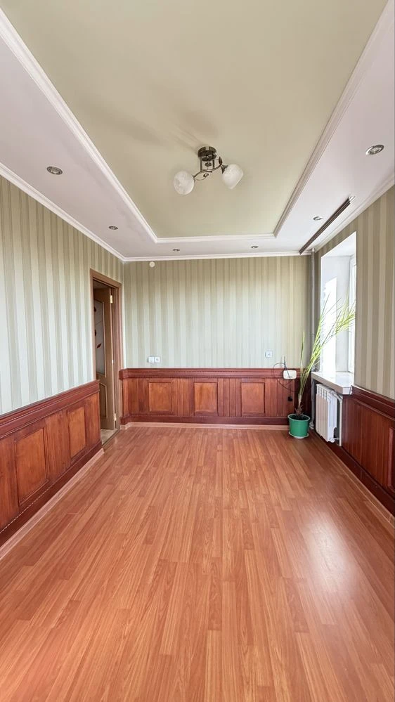 3-комнатная квартира в районе больницы, 66 м² с автономным отоплением — заезжай и живи!