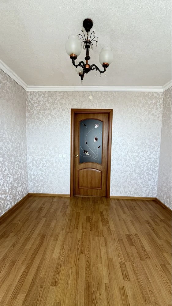 3-комнатная квартира в районе больницы, 66 м² с автономным отоплением — заезжай и живи!