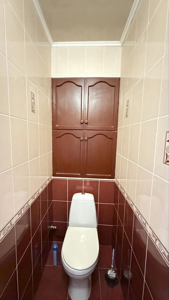 3-комнатная квартира в районе больницы, 66 м² с автономным отоплением — заезжай и живи!
