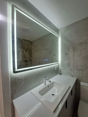 Продається 2 км, 3 поверх, 5 кімнат, ринок