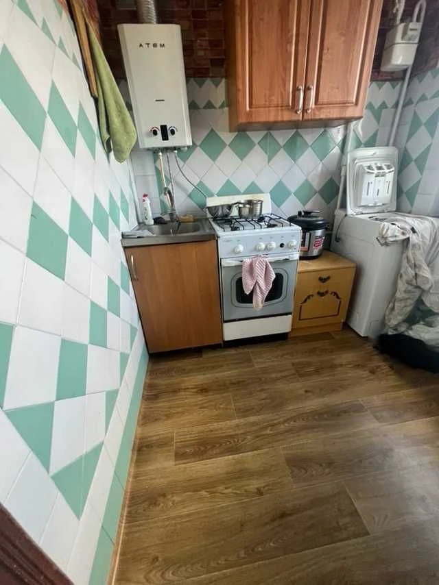 Продажа трехкомнатной квартиры