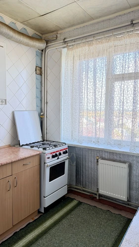 Продається трикімнтана квартира з автономним опаленням