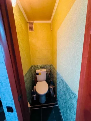 For Sale: Three-room apartment