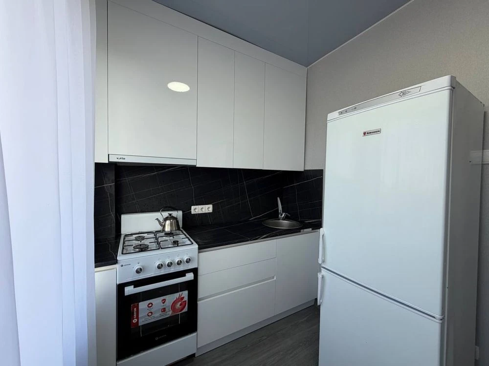 Selling 2 room apartment, New modern renovation, furniture, appliances