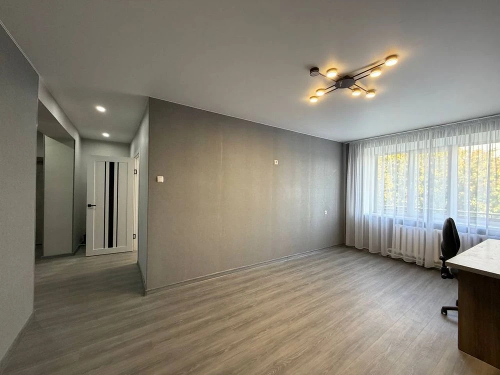 Selling 2 room apartment, New modern renovation, furniture, appliances