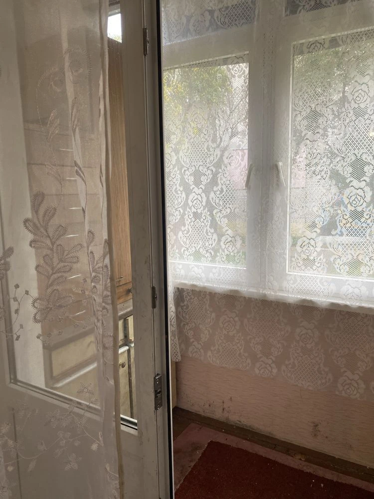 Продам 3х кімнатну квартиру,  з   АО, ЧЕШКА, р-н Червона Гор