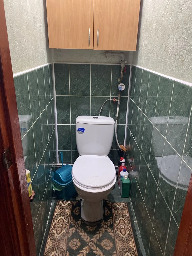 Продам 3х кімнатну квартиру,  з   АО, ЧЕШКА, р-н Червона Гор