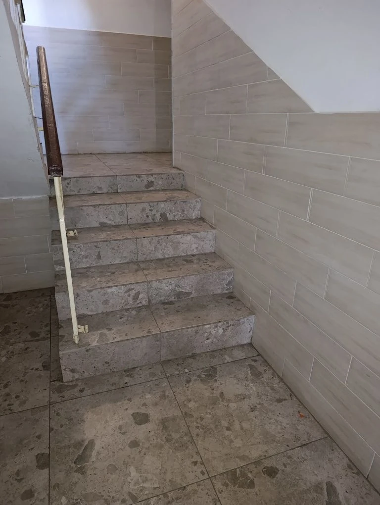2-room apartment on Red Hill