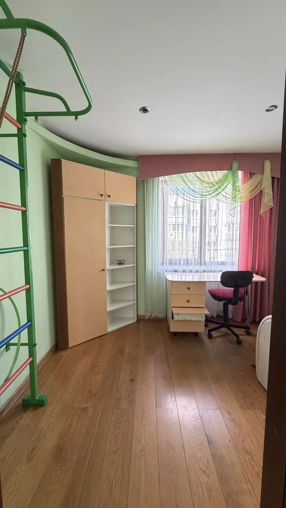 For sale: 3-room apartment with autonomous heating