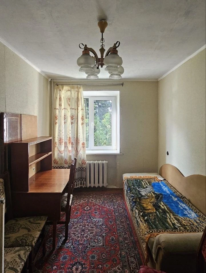 2nd Floor, 2 Odessa Street
