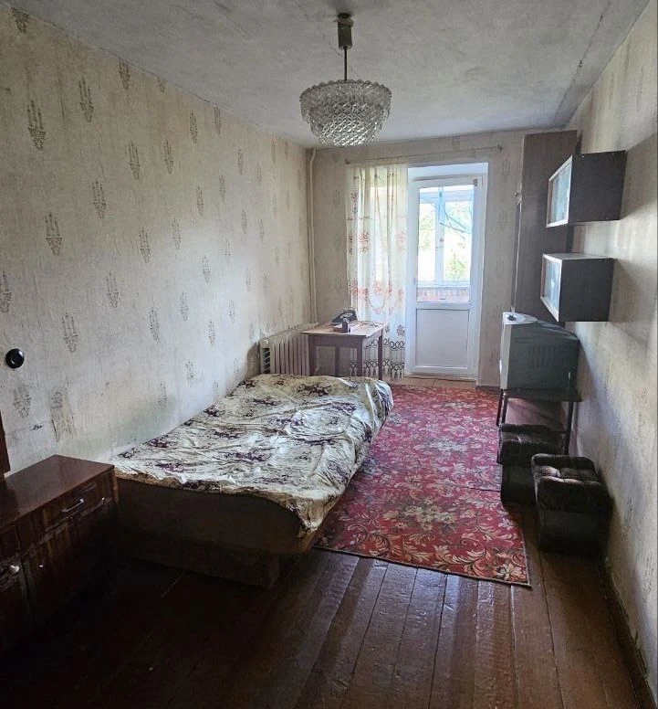 2nd Floor, 2 Odessa Street