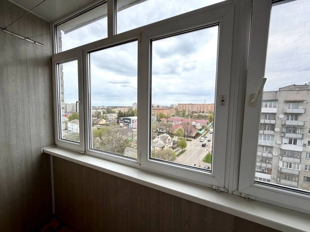 Продаж 3 кім.кв. Площа 67 м2. Парк Гагаріна