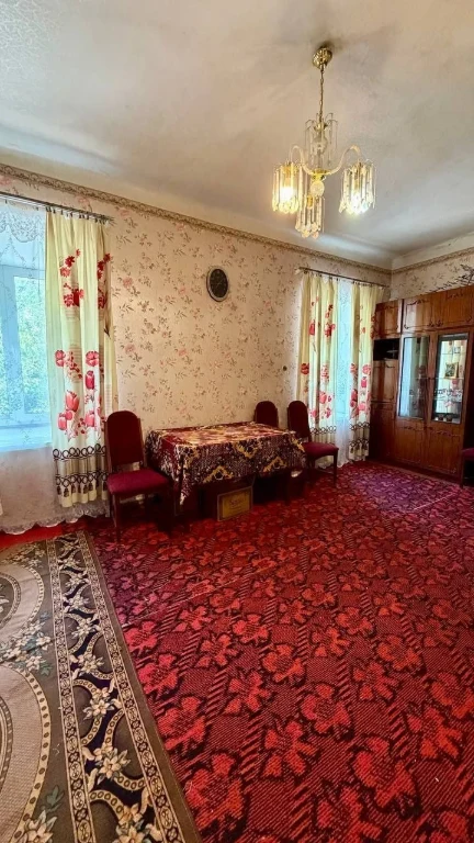 Продається 2-кімнатна квартира в центрі міста, вул Мостова,м