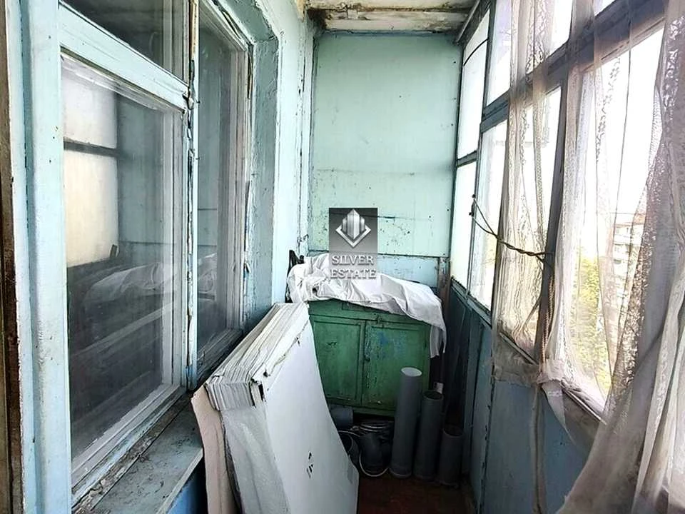 Apartment. Zaporizhzhia, Charivna St.