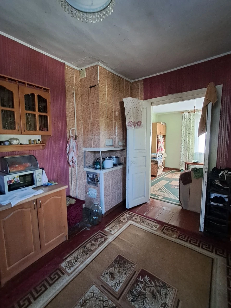 Продається або обмін на 1,2-кімнатну квартиру, будинок в районі Фа