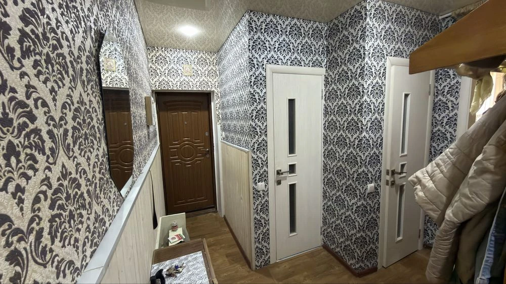 Продається 3-кімнатна квартира в с.Михайлівка