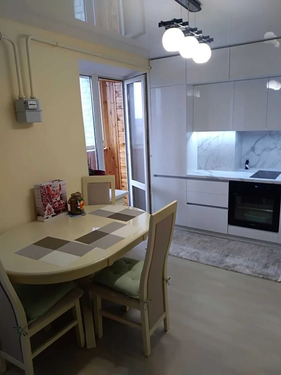 Продається 3кімнатна  квартира на Військовому містечку,  роз