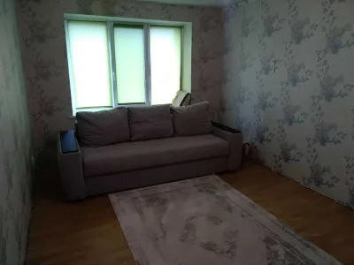 Продається 3кімнатна  квартира на Військовому містечку,  роз