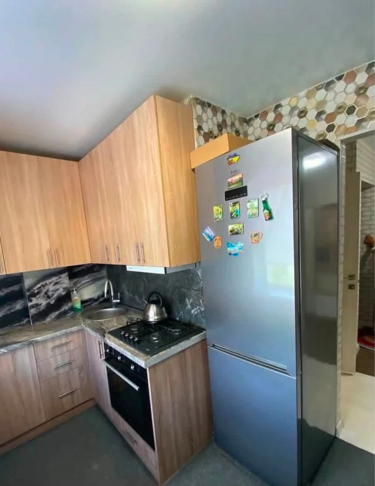 Продається двухкімнатна квартира (переоброблена з 1-кімнатної)