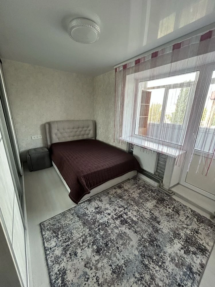 Продається двухкімнатна квартира (переоброблена з 1-кімнатної)