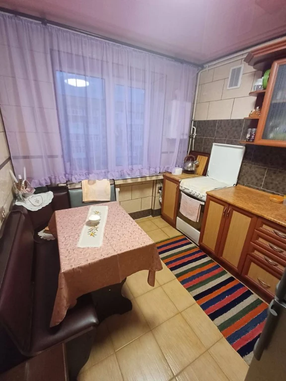 Продається 3-кімнатна квартира в районі дальнього Ковельсько