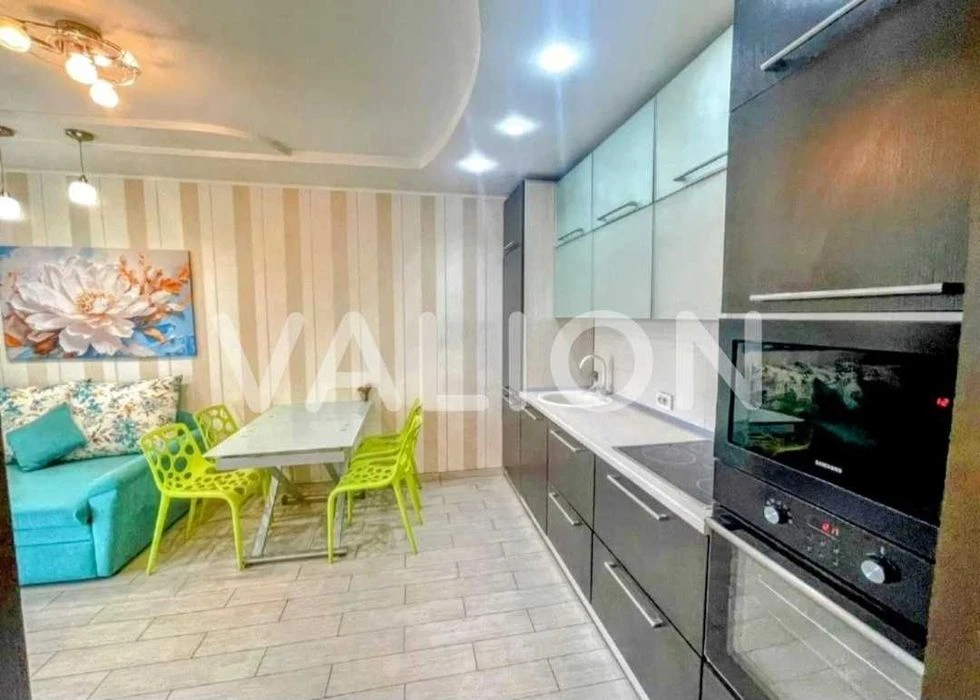 Продам 3ком.квартиру Соломенский район ул.Кавказская,12 естьВ