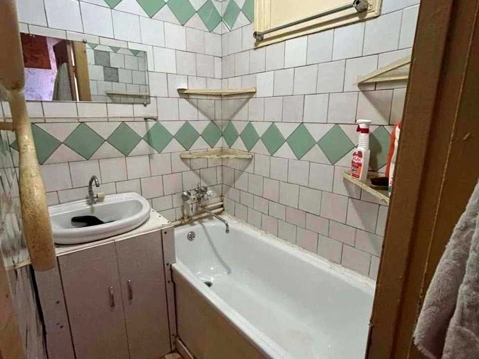 Apartment. Korosten, Hrushvського Street