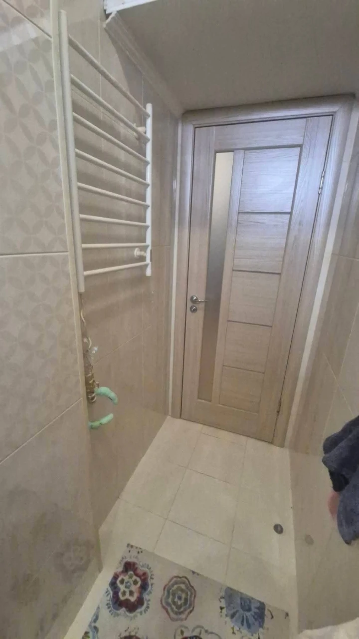 Продам 3-х кімнатну квартиру, в Центрі з ремонтом