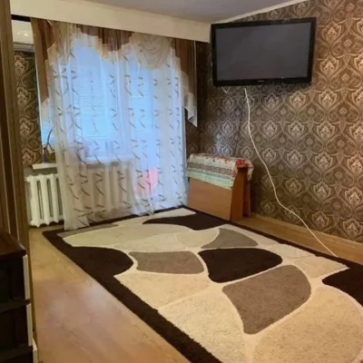 Двокімнатна квартира в центрі з супер плануванням меблями і